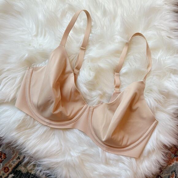 Wacoal Neutral Bra - 32DD - Picture 1 of 4